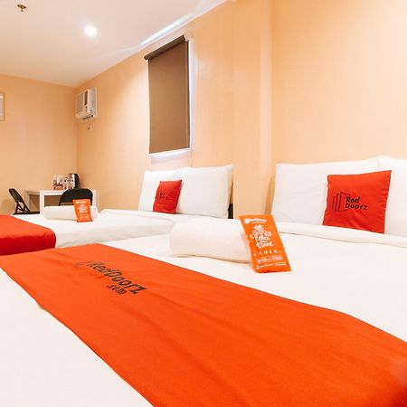 Hotel RedDoorz at EDSA Pasay Zewnętrze zdjęcie