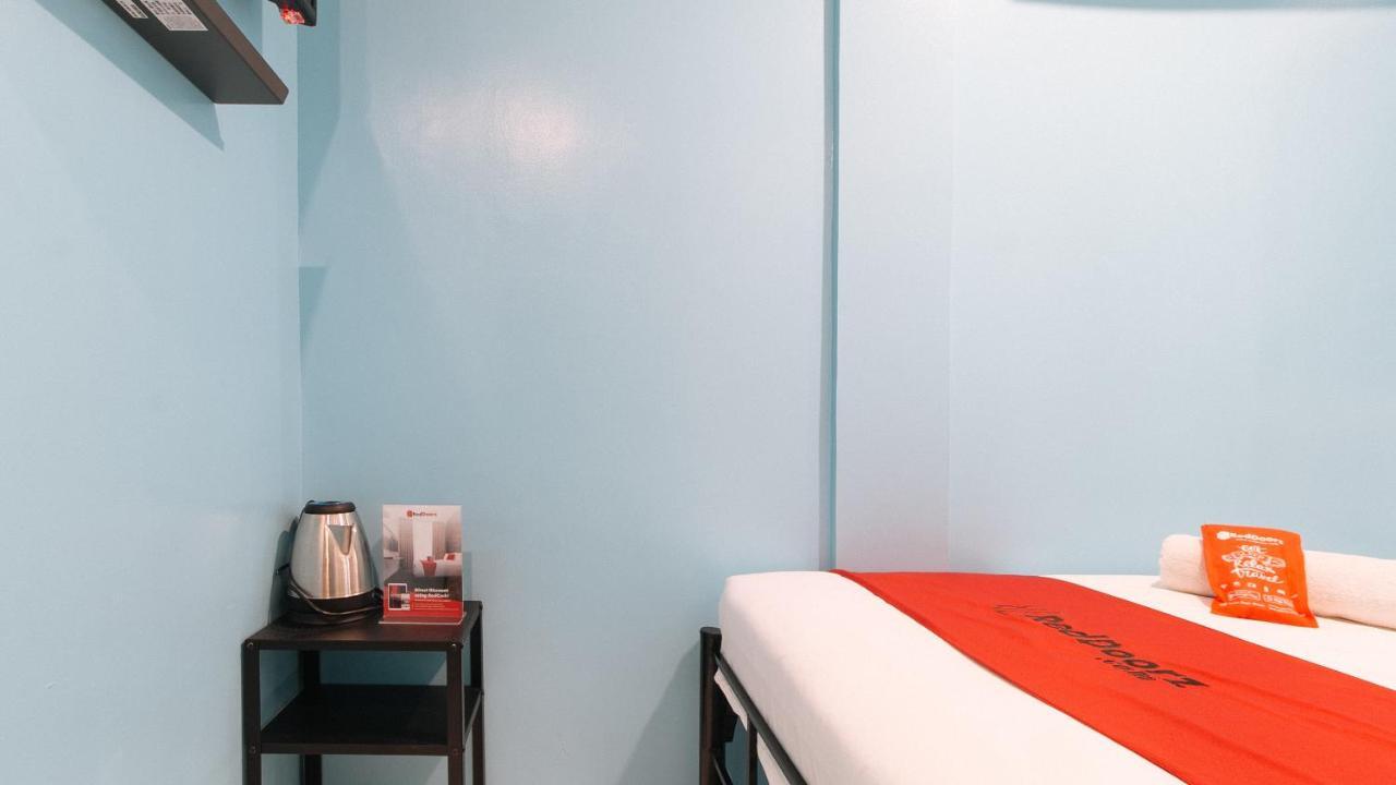 Hotel RedDoorz at EDSA Pasay Zewnętrze zdjęcie