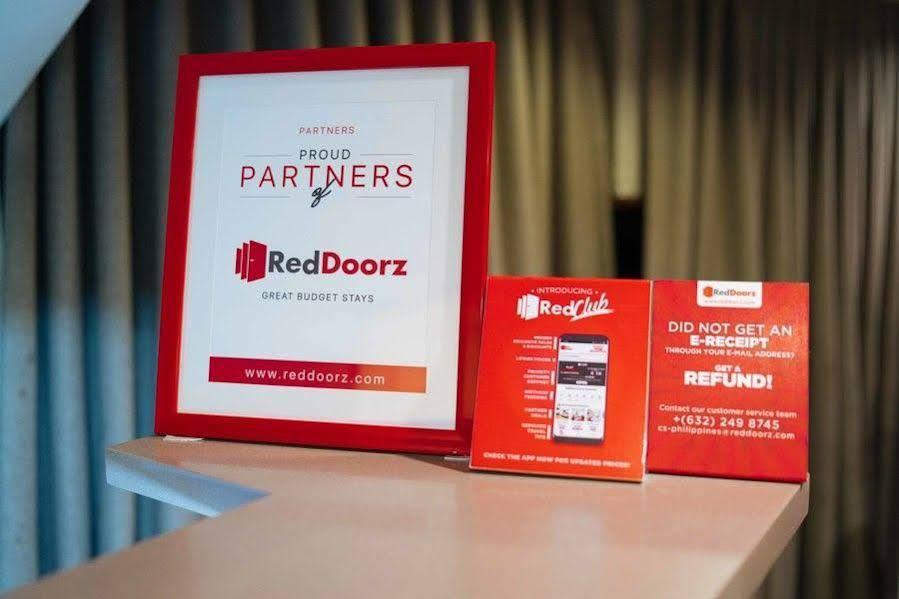Hotel RedDoorz at EDSA Pasay Zewnętrze zdjęcie